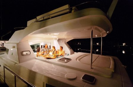 yacht-on-rent-in-goa-laggon-44-5.jpg